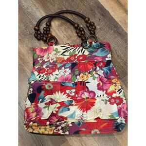 NWT Mountain Mamas Floral  Frenzy handbag with wooden detail handle